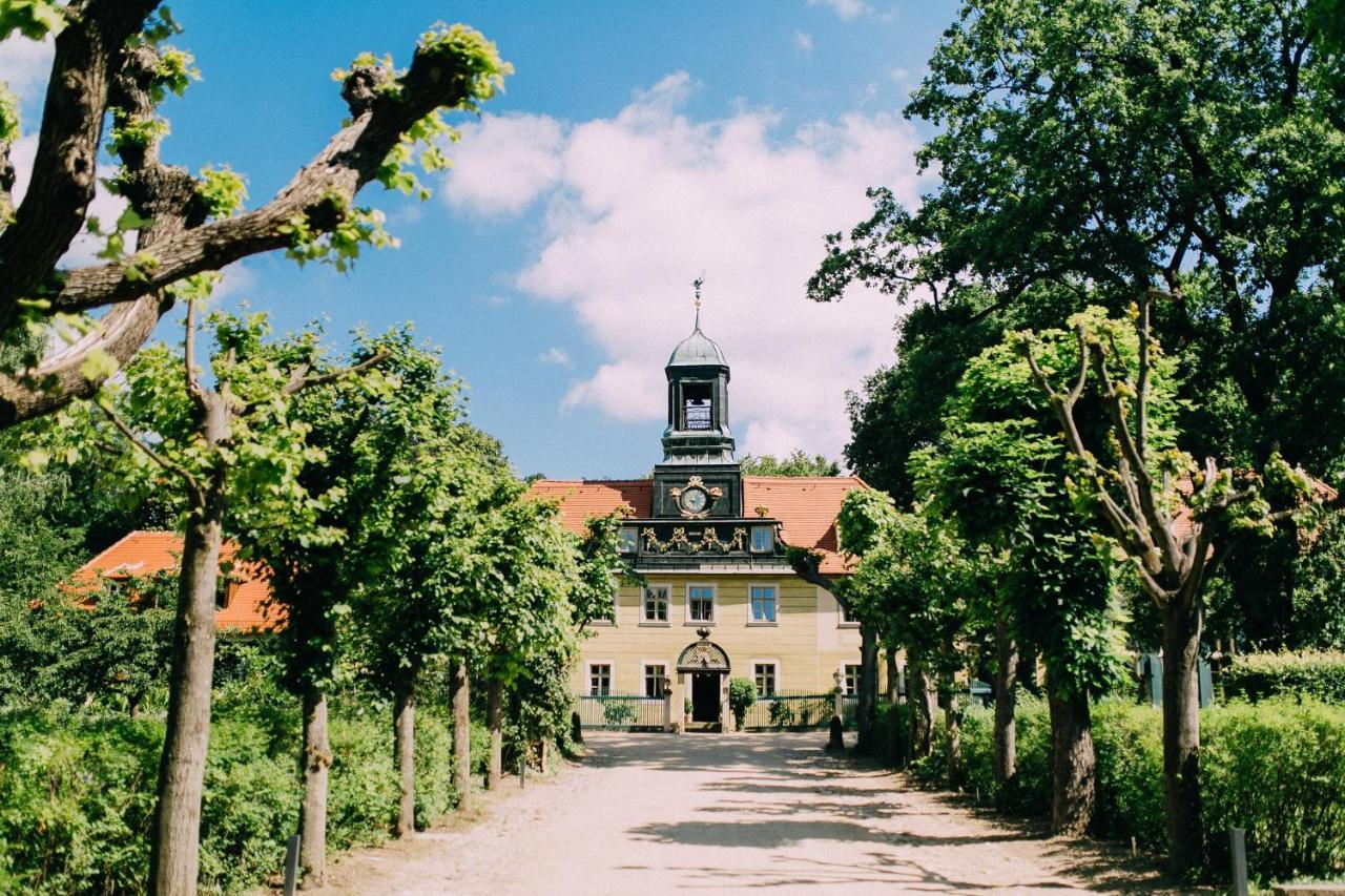 Hotel Villa Sorgenfrei & Restaurant Atelier Sanssouci ラーデボイル エクステリア 写真