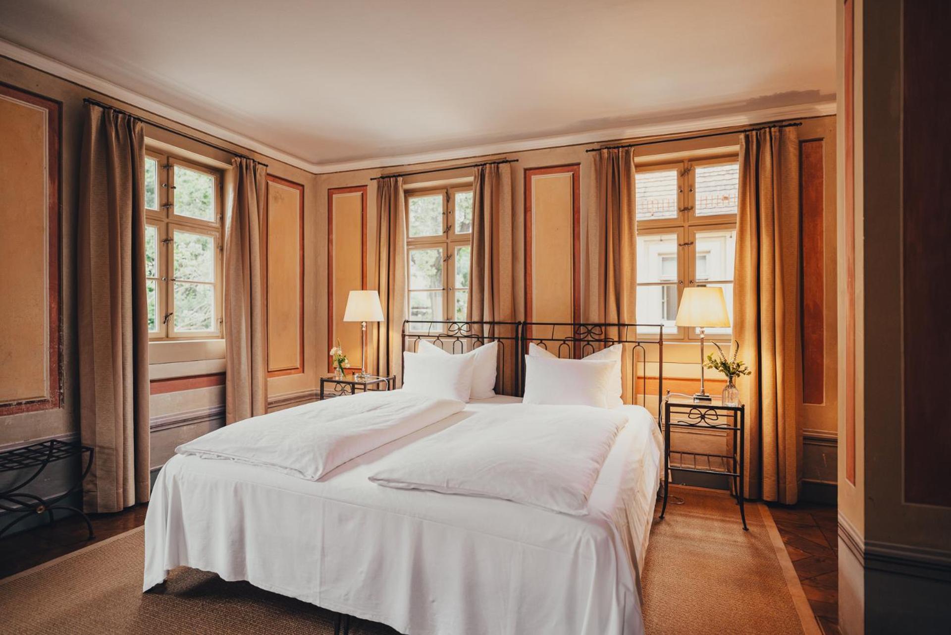 Hotel Villa Sorgenfrei & Restaurant Atelier Sanssouci ラーデボイル エクステリア 写真
