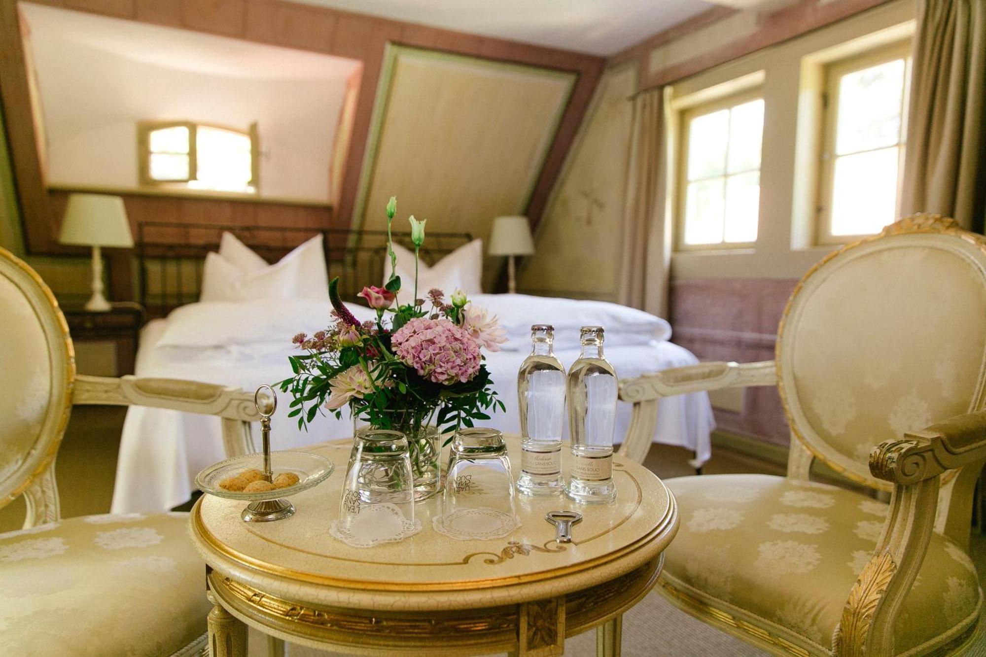 Hotel Villa Sorgenfrei & Restaurant Atelier Sanssouci ラーデボイル エクステリア 写真