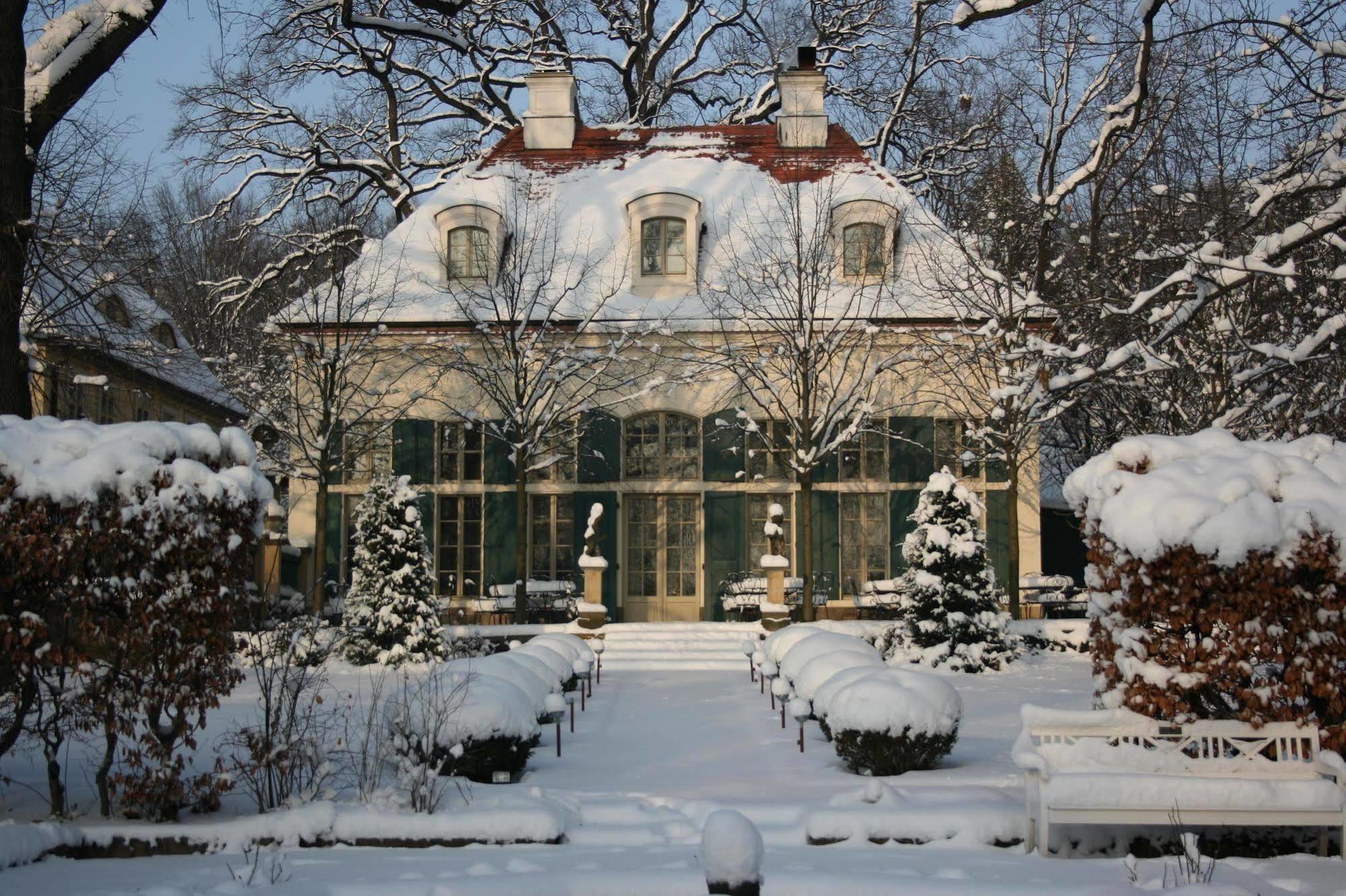 Hotel Villa Sorgenfrei & Restaurant Atelier Sanssouci ラーデボイル エクステリア 写真