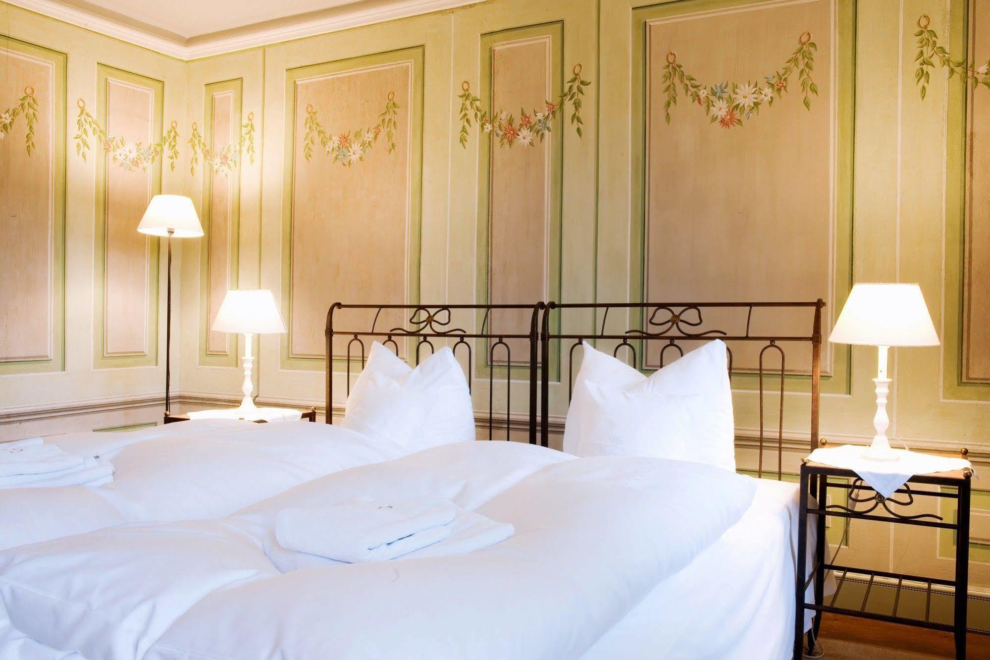 Hotel Villa Sorgenfrei & Restaurant Atelier Sanssouci ラーデボイル エクステリア 写真