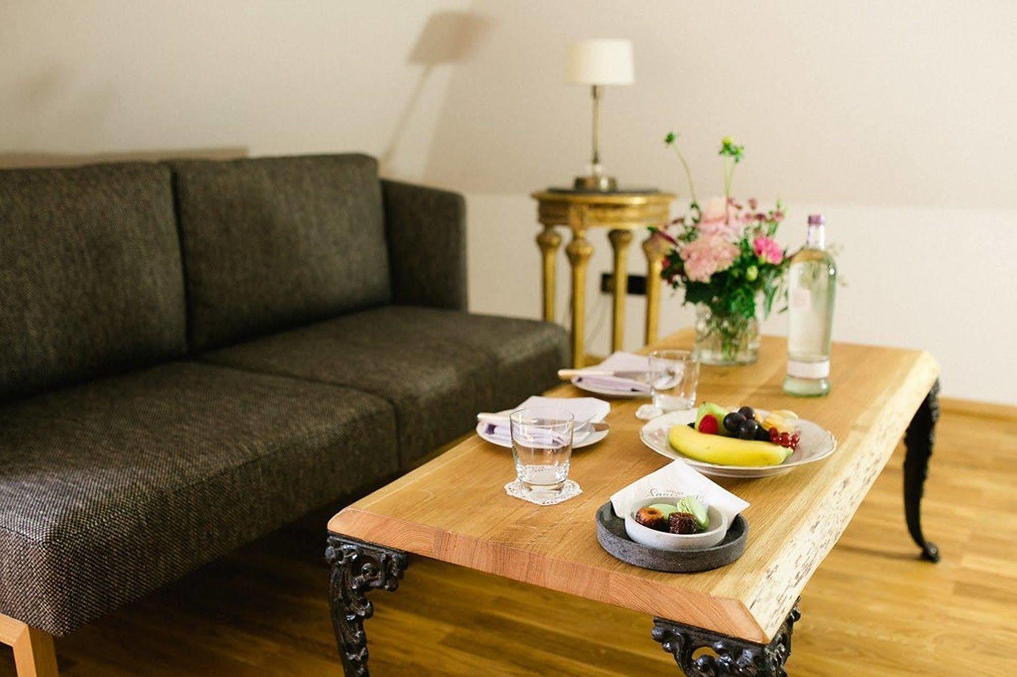 Hotel Villa Sorgenfrei & Restaurant Atelier Sanssouci ラーデボイル エクステリア 写真